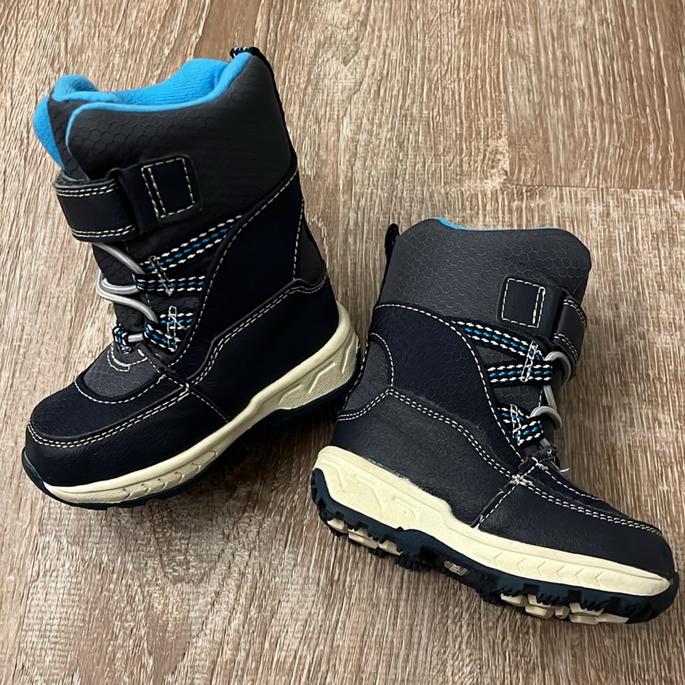 Toddler Snow Boots size 5
